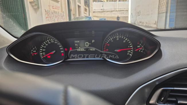  Peugeot 308 modèle 2020 en excellent état 