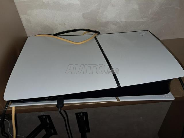 PS5 Slim Digital Edition 1To avec Fifa 27 - 2