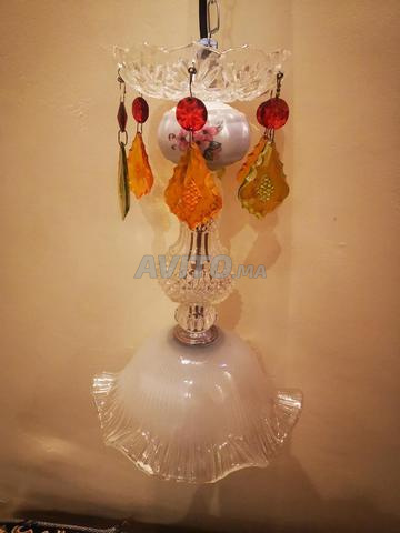 Lustre élégant aux couleurs vives - 2