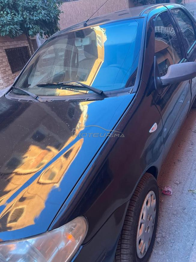 Fiat Albea Essence Manuelle 2009 à Khénifra