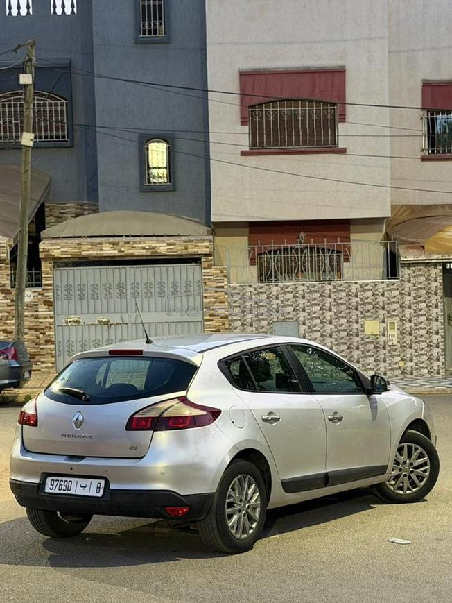 Renault Megane Diesel Automatique 2016 à Ain Aouda