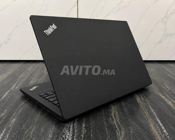 Lenovo Thinkpad 8ème génération RAM 8 Disque SSD Écran 14 - 2