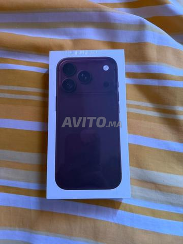 18 pro neuf e-sim | Smartphone et Téléphone à Casablanca | Avito.ma