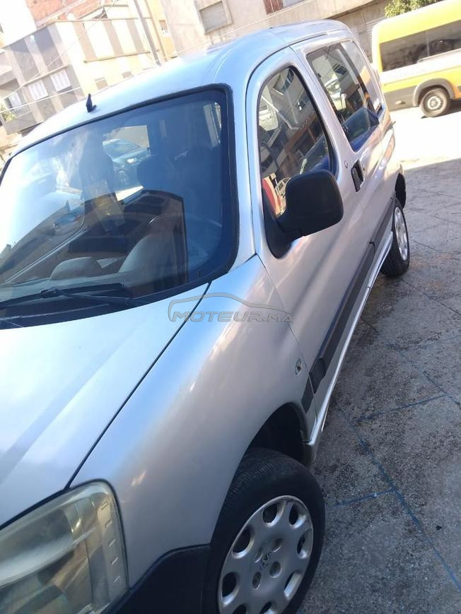 Peugeot Partner Diesel Manuelle 2009 à Kénitra