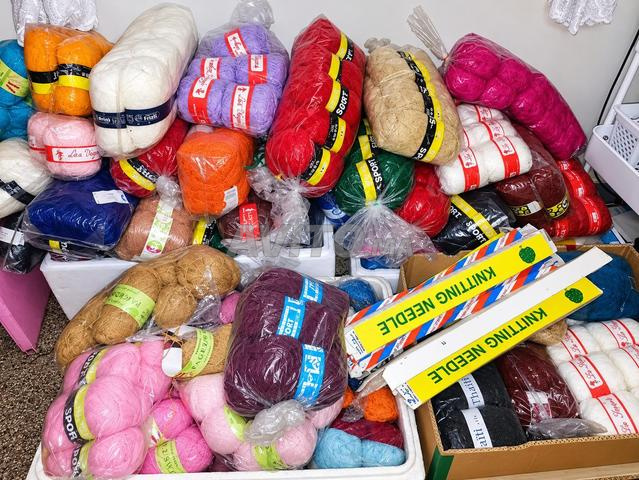 Liquidation de fils à tricoter