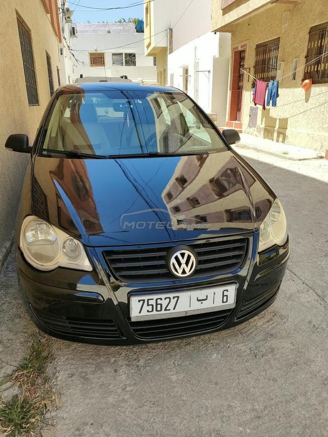 سيارة في حالة جيدة  