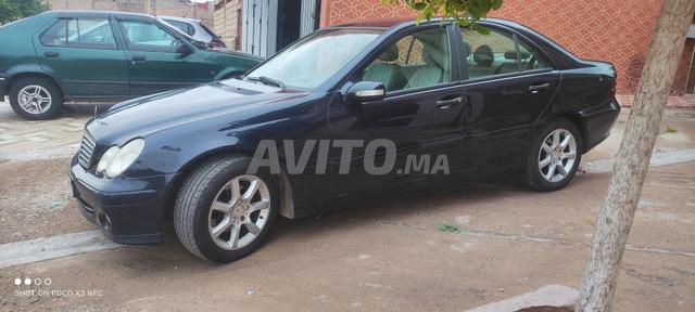 مرسيدس بنز 220