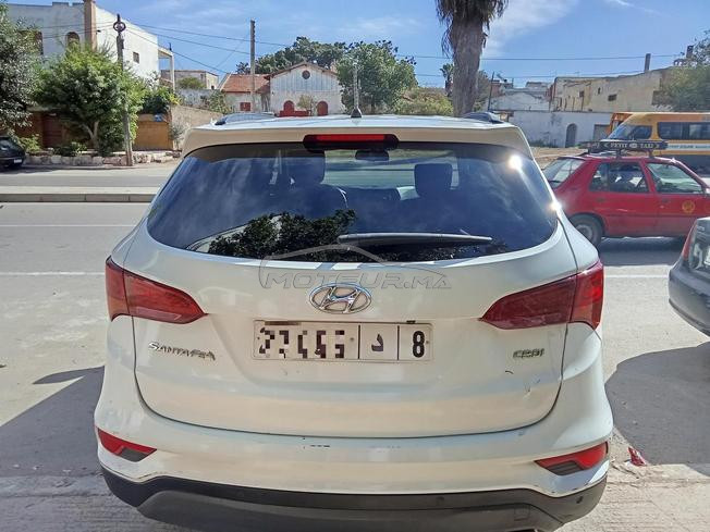 Hyundai Santa Fe.