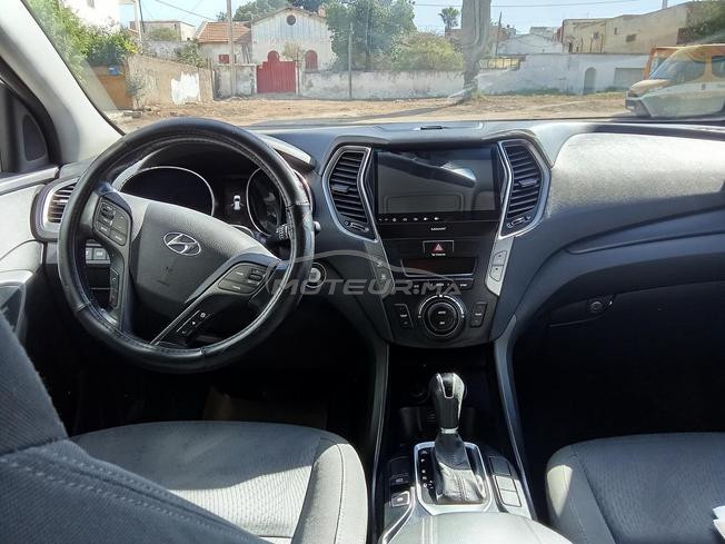 Hyundai Santa Fe.