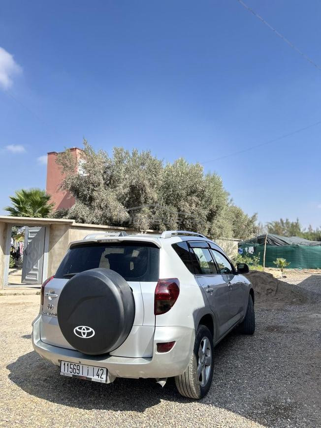 ToyotaRAV-4