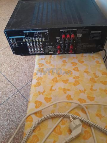 Amplificateur 240w marque Sony - 2
