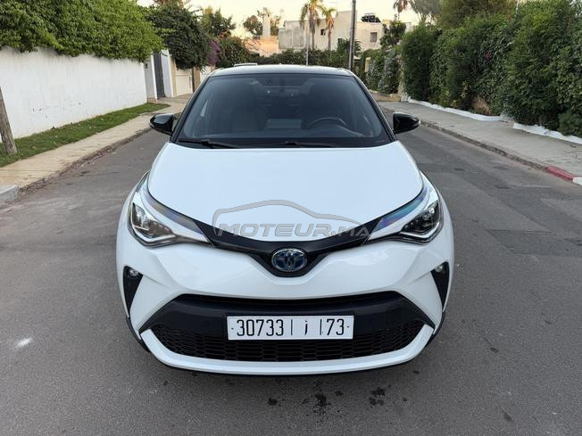  à vendre Toyota CHR hybride essence 
