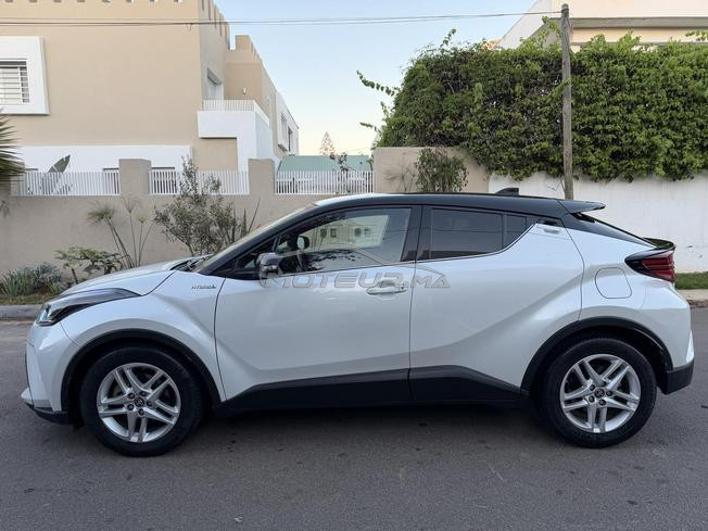  à vendre Toyota CHR hybride essence 