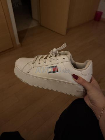 chaussures Tommy taille 39 - 2