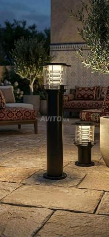 أضواء LED تعمل بالطاقة الشمسية للحدائق - 2
