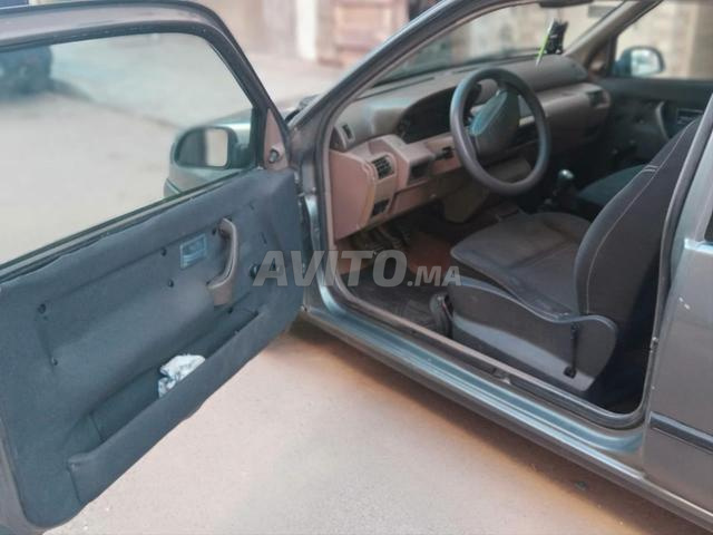 Renault Clio Essence Manuelle 1994 à Mohammedia - 2