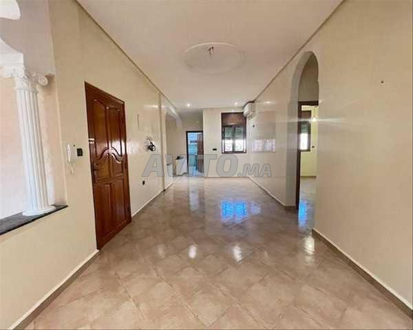 155042-بيع شقة في مراكش سانوبر بمساحة 127 متر مربع
