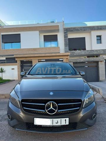 Mercedes-Benz 180 Diesel Automatique 2013 - 2