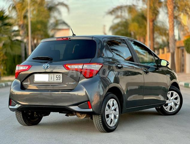 Toyota Yaris Hybride - 2