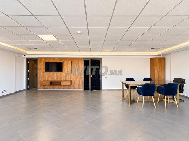 Bureau d’exception – Vue Mohammed V, Guéliz - 2