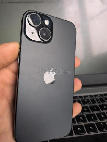 iPhone 15 version Europe tout est original - 2