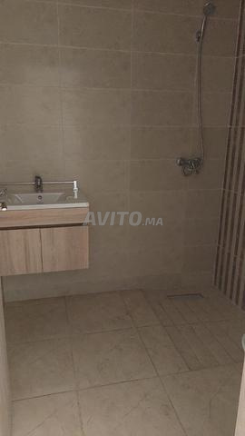 Appartement à louer 76 m² à Temara - 2