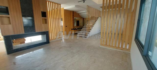 Villa haut standing avec piscine - 2