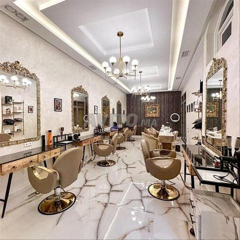 Centre d’esthétique, coiffure entièrement équipé