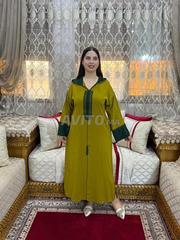 Djellaba en crêpe top avec motif floral, à crédit - 2