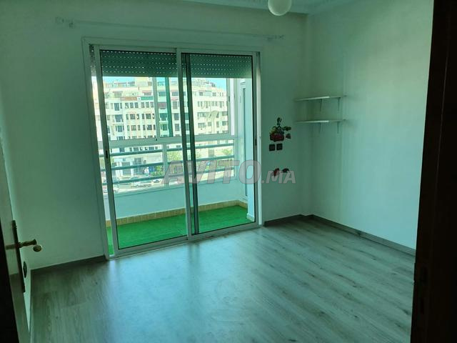 Bel Appart vide 105 m². suite par. Franceville