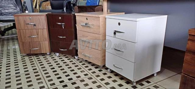 Bureau moderne avec caisson intégré - 2
