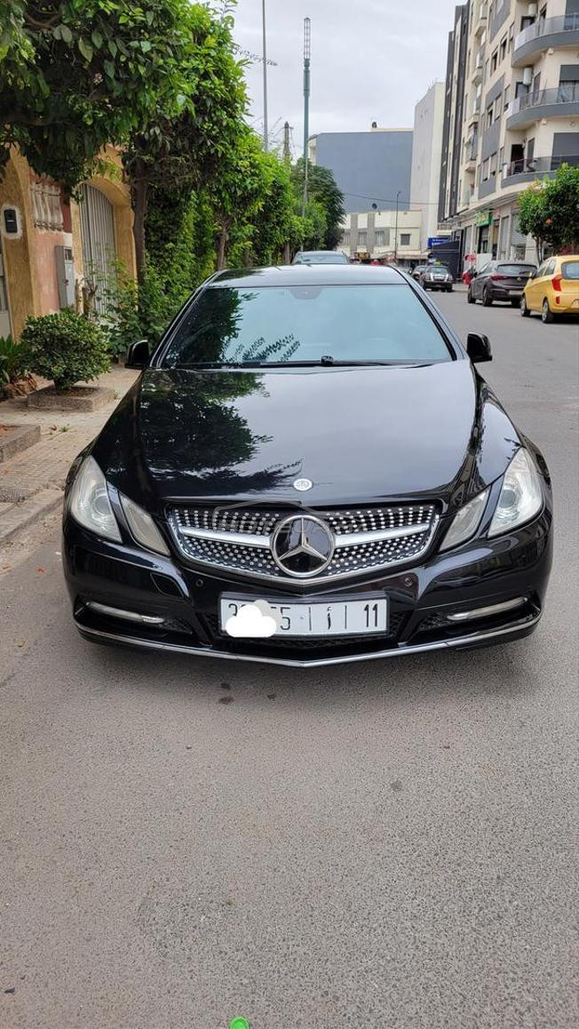  Mercedes-Benz E220 CDI Coupé 