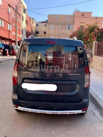 Voiture Docker à vendre - 2