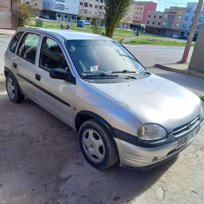 Opel Corsa Essence Manuelle 1998 à Nador