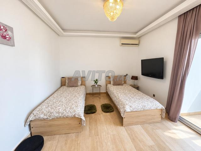 Appartement à louer 128 m² à Rabat - 2