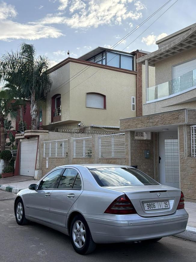 Mercedes c220d