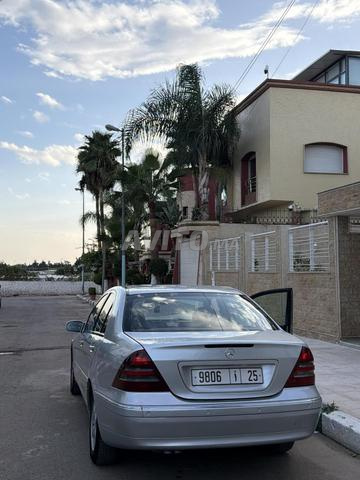 Mercedes C220d - 2