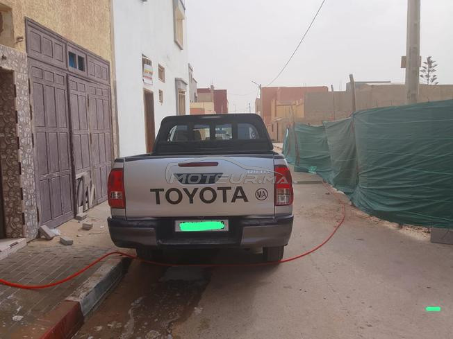 toyota hilux 2017
