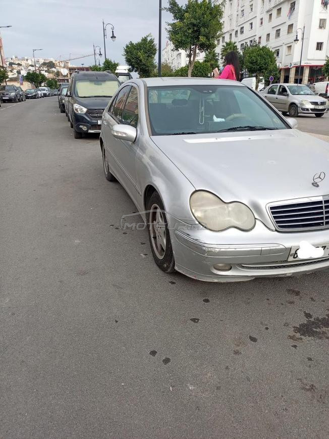 Mercedes 220 
