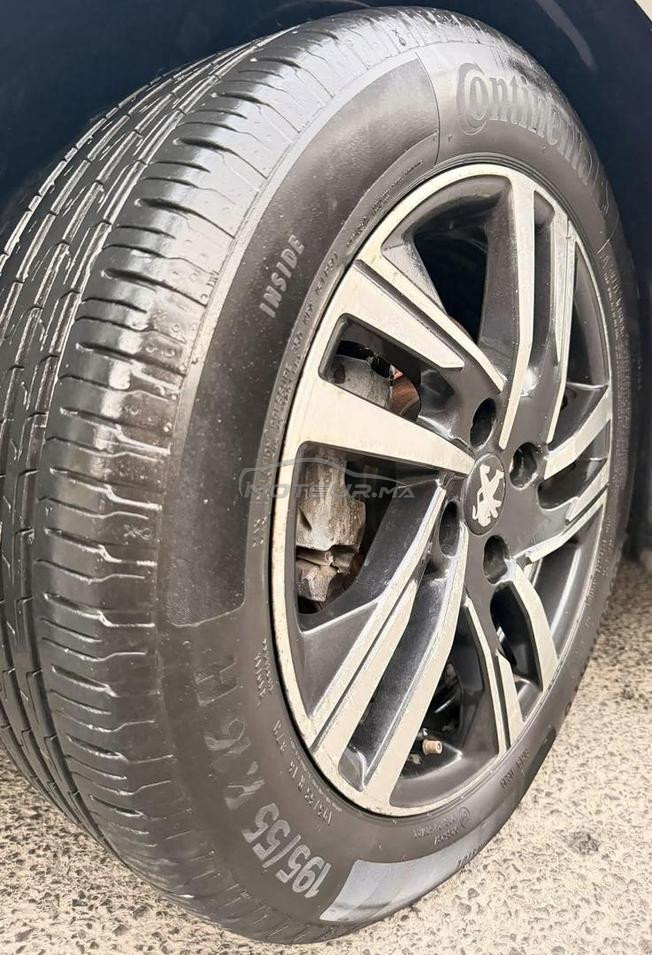 Peugeot 208 Diesel Manuelle 2024 à Casablanca