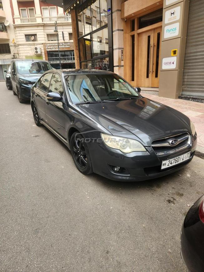 voiture subaru legacy en très bon etat