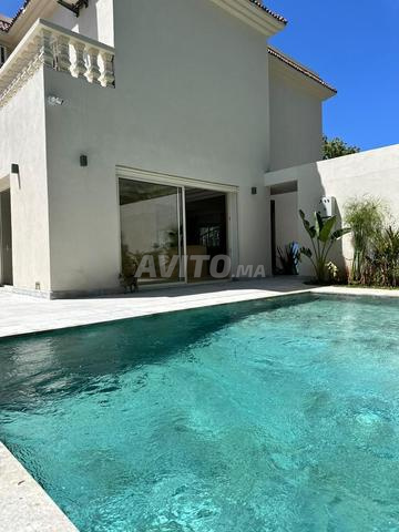 Villa 512 m² à Hay Riad