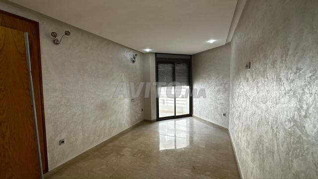 Spacieux Appartement Vide aux Princesses - 2