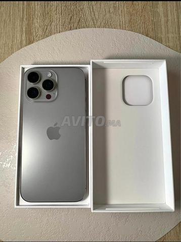 iPhone 16 Pro Max comme neuf