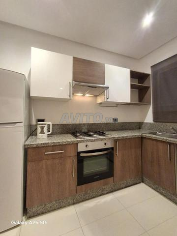 MAGNIFIQUE APPARTEMENT MEUBLÉ À LOUER - 2