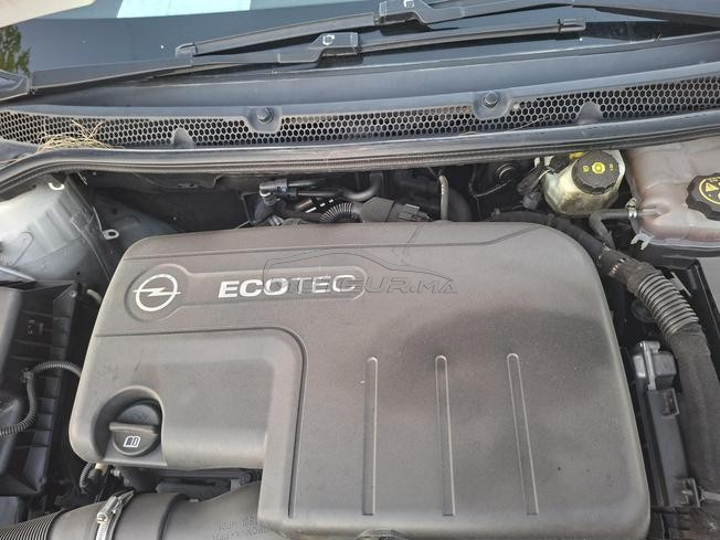 Opel Astra dédouanée.