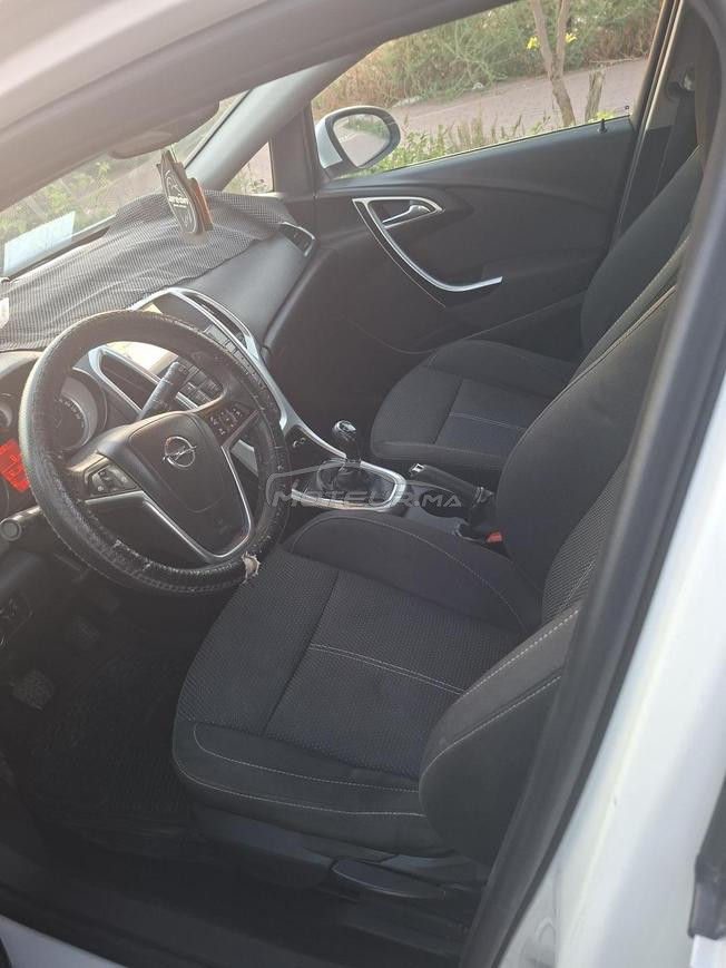 Opel Astra dédouanée.