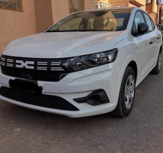Dacia Logan Essence Manuelle 2024 à Deroua