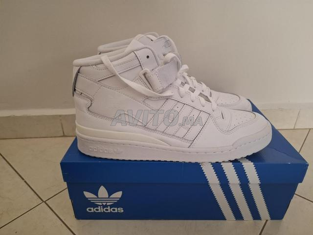 Adidas Forum Mid blanches 43⅓ neuves avec boîte