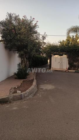 Villa à vendre à Al-Wifaq, quartier Jaw - 2